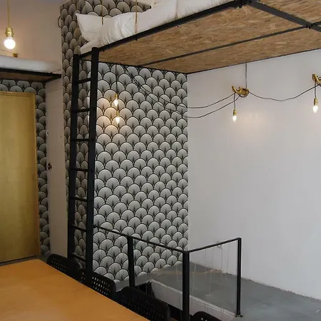 Nice 35m² Near Montmartre 巴黎